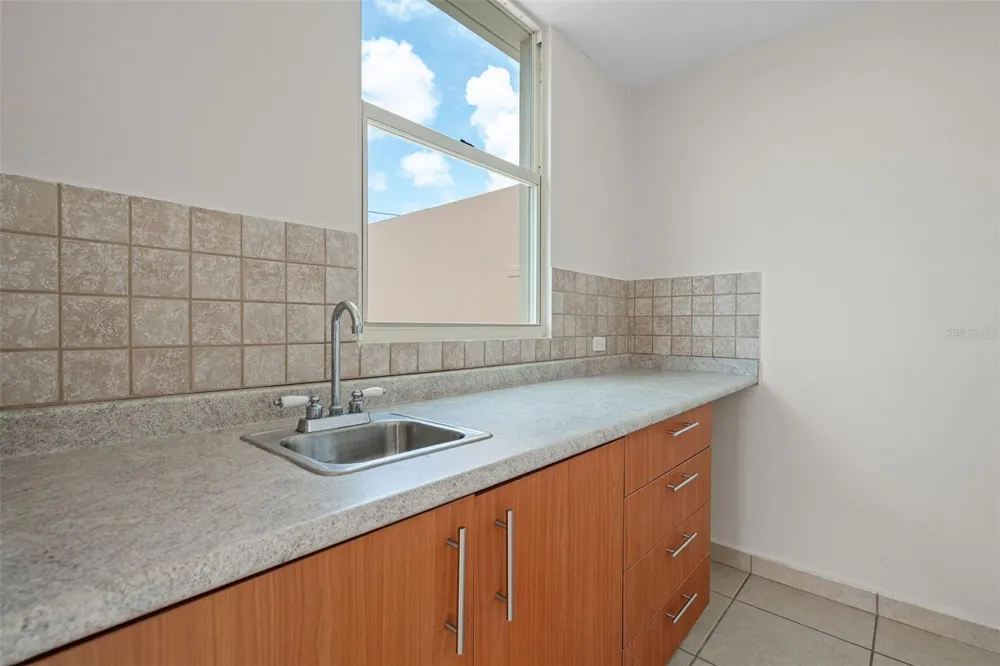 400 Grand Boulevard COND. ARMONIA #301 Caguas, PR 00725