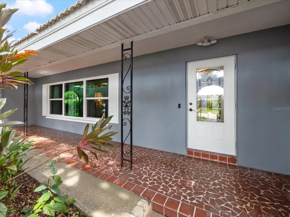 2100 MCKINLEY STREET Clearwater, FL 33765