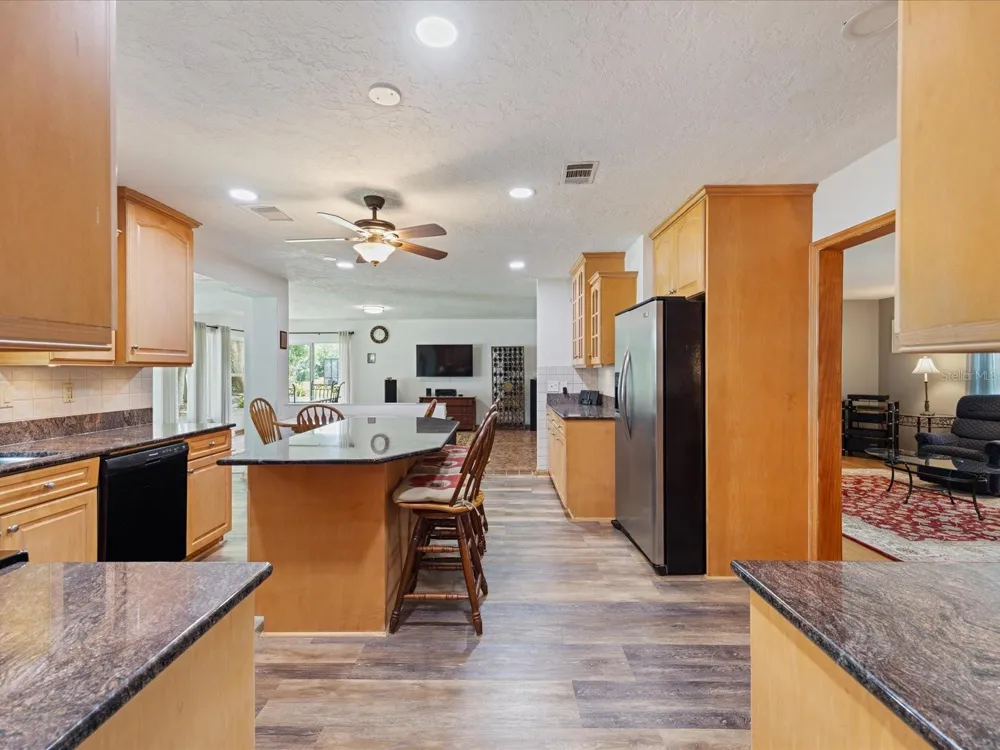 2100 MCKINLEY STREET Clearwater, FL 33765
