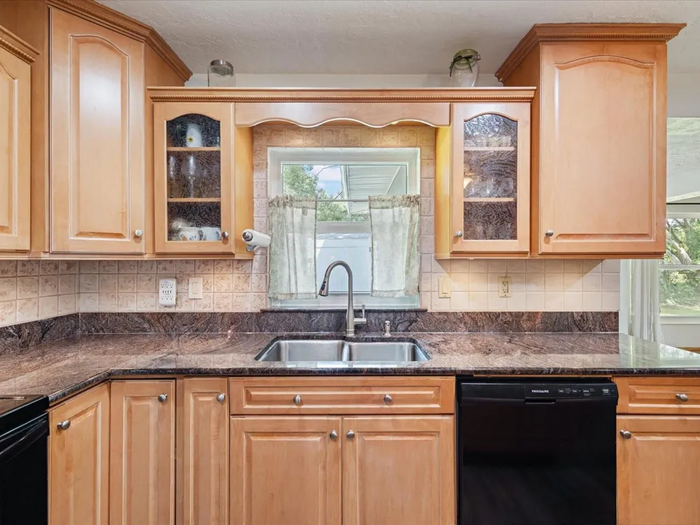 2100 MCKINLEY STREET Clearwater, FL 33765