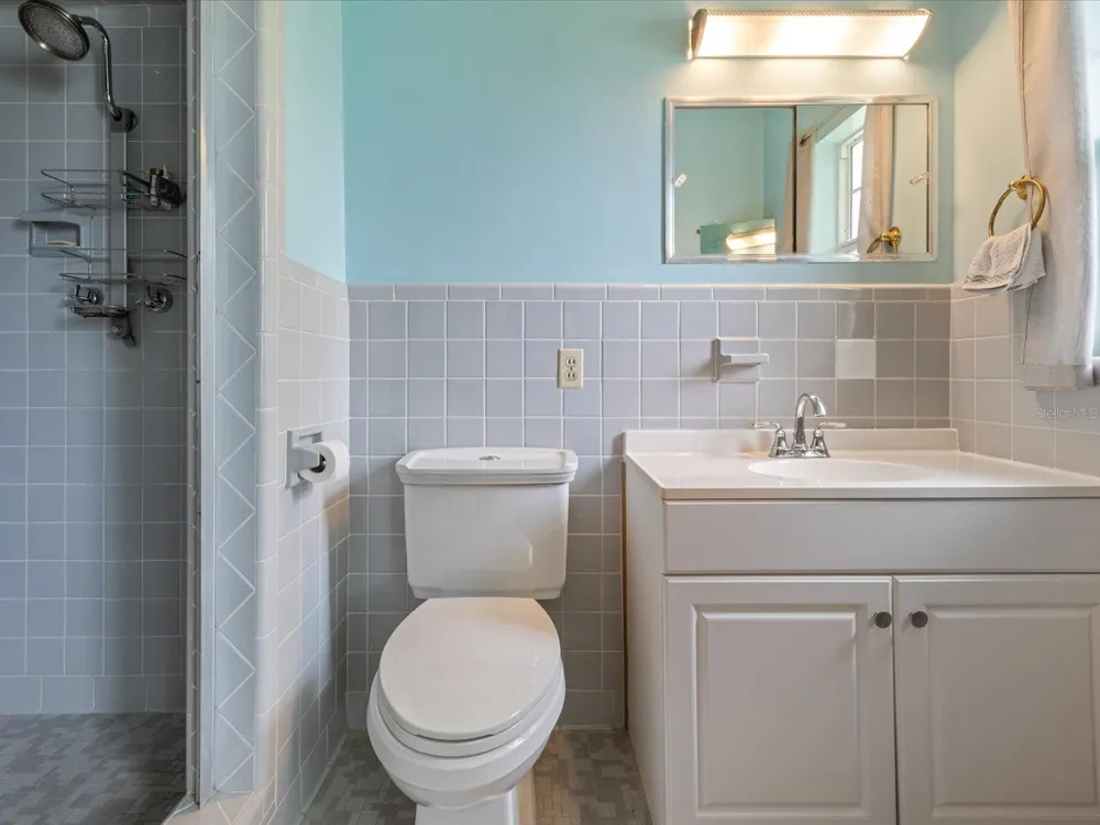 2100 MCKINLEY STREET Clearwater, FL 33765