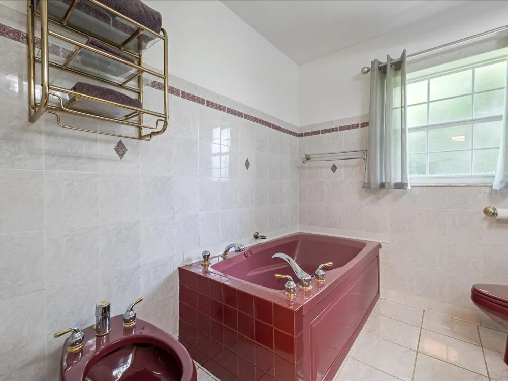 2100 MCKINLEY STREET Clearwater, FL 33765