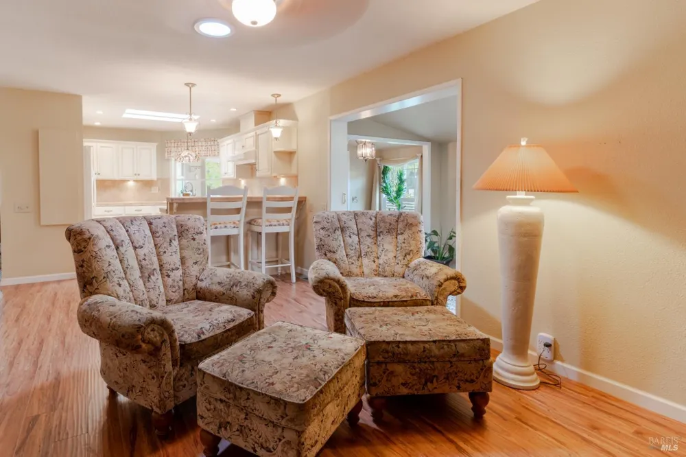 8 Cabana Court Ukiah, CA 95482