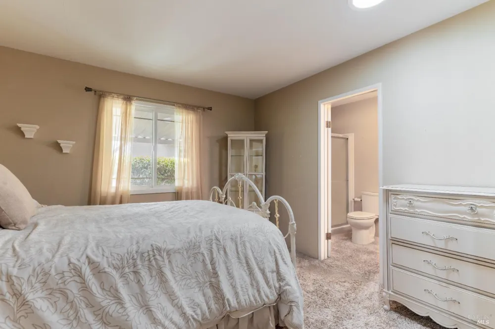 8 Cabana Court Ukiah, CA 95482