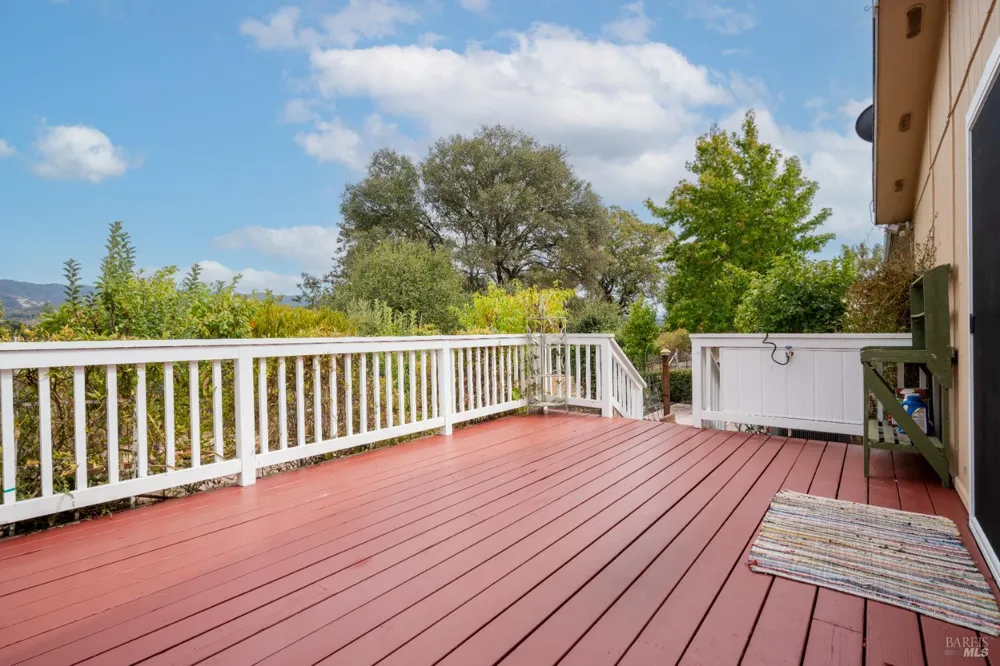 8 Cabana Court Ukiah, CA 95482