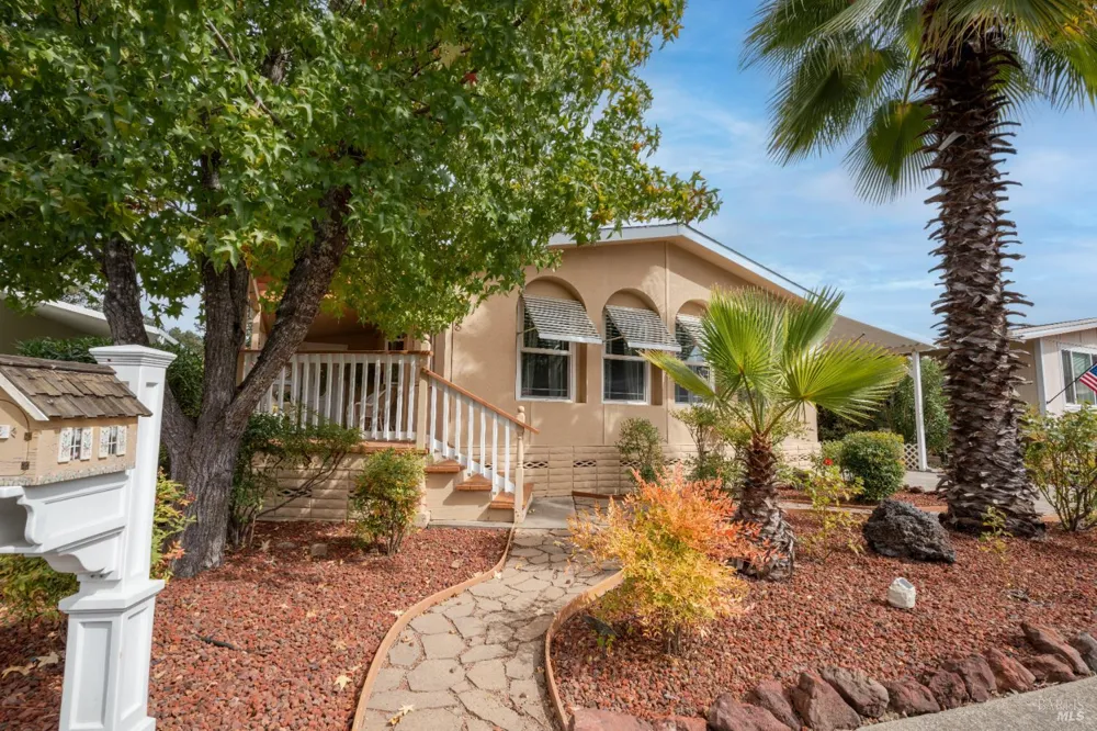 8 Cabana Court Ukiah, CA 95482
