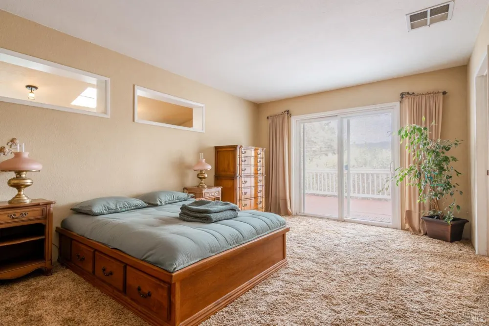 8 Cabana Court Ukiah, CA 95482