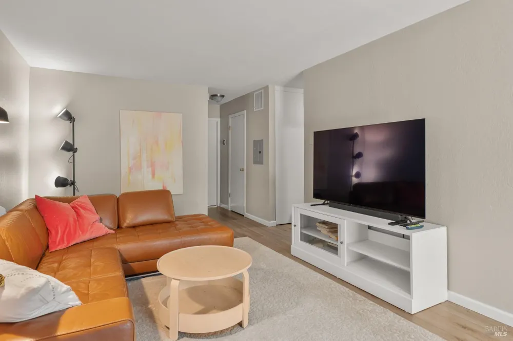 401 Pine Street Mill Valley, CA 94941