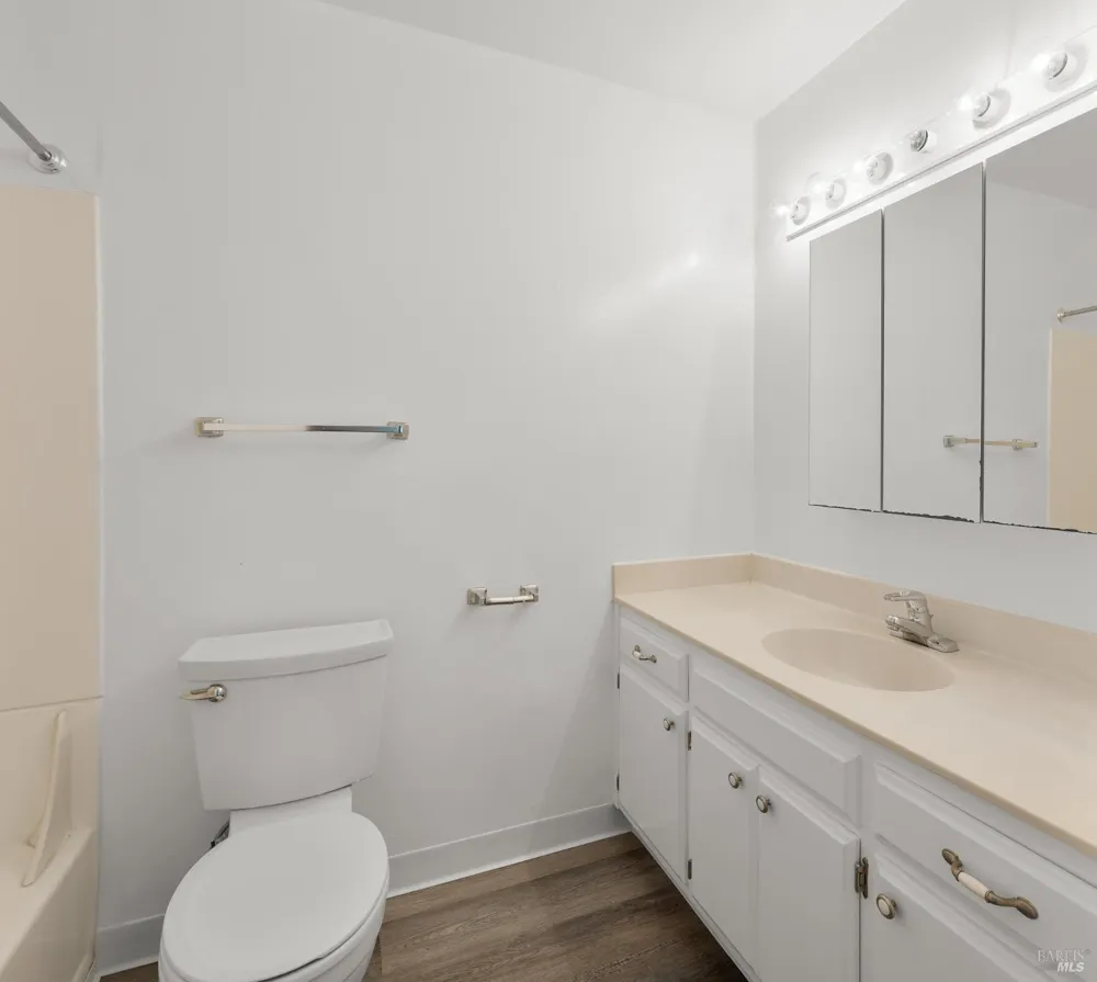 401 Pine Street Mill Valley, CA 94941