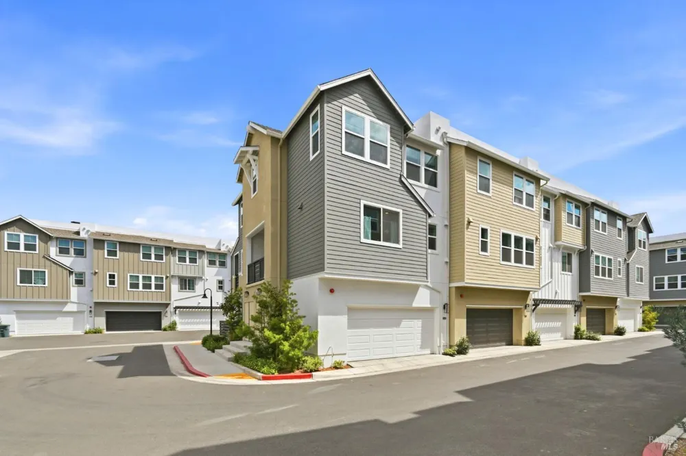 659 Semillon Lane Santa Rosa, CA 95403