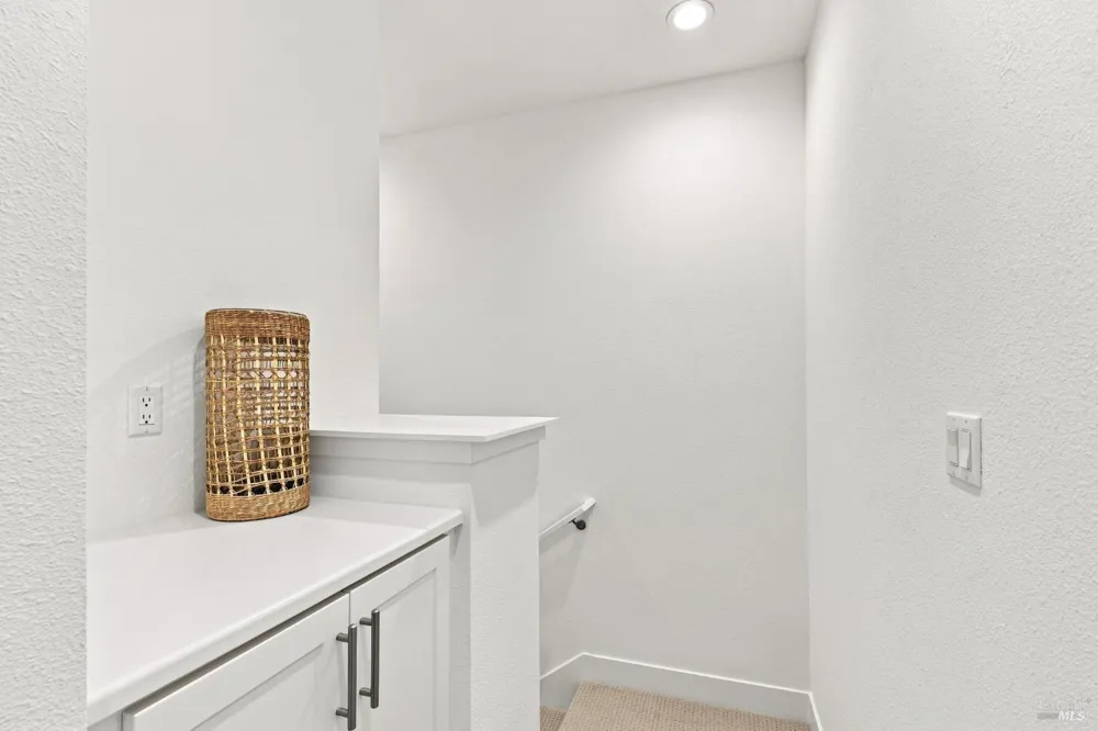 659 Semillon Lane Santa Rosa, CA 95403