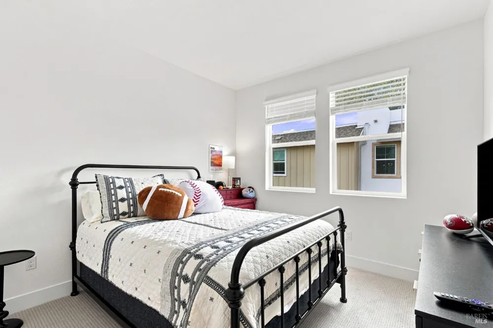 659 Semillon Lane Santa Rosa, CA 95403