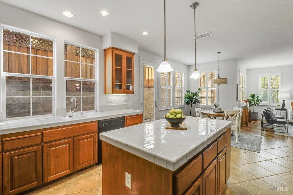 6375 Newhaven Lane Vallejo, CA 94591