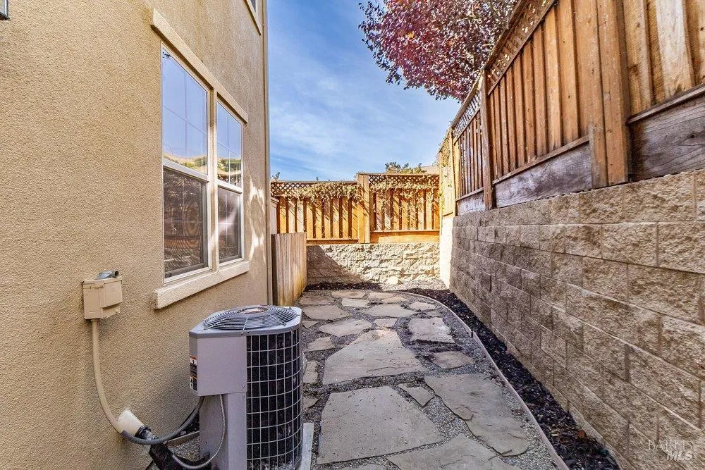 6375 Newhaven Lane Vallejo, CA 94591