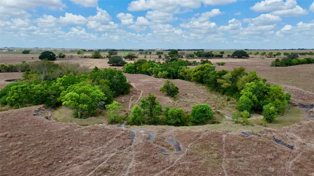 3 County Road 366 Shiner, TX 77984