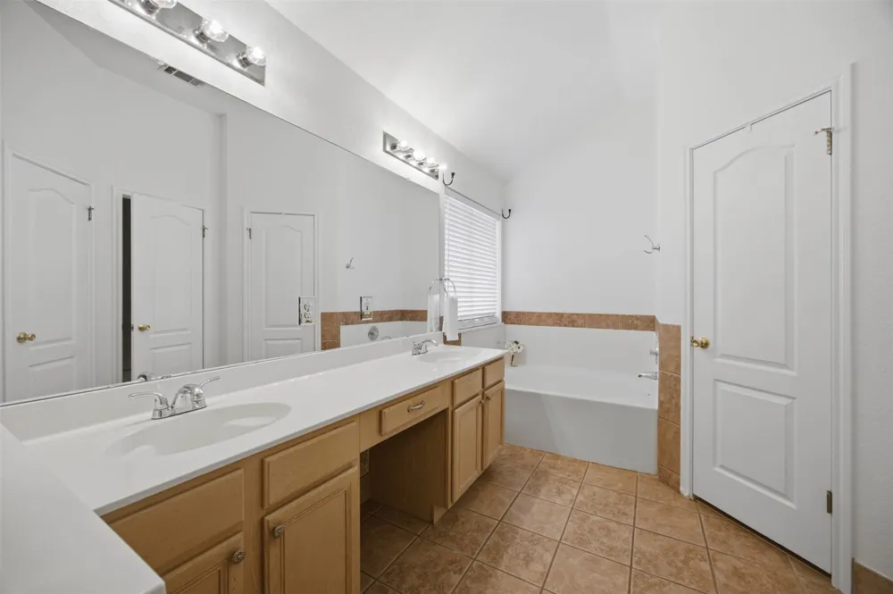 2000 Bodega Cove Round Rock, TX 78665