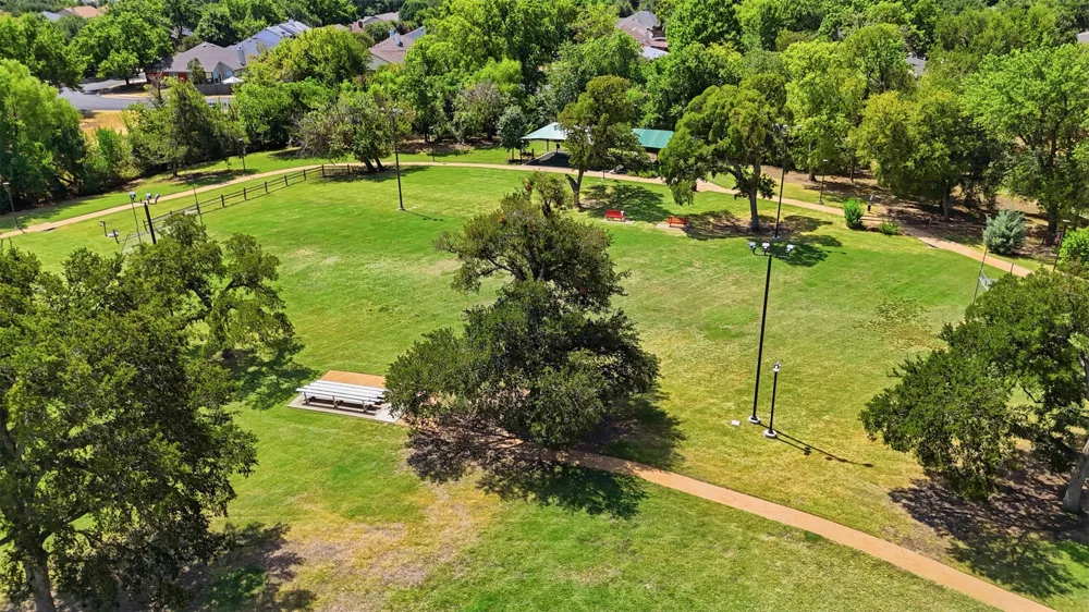 2000 Bodega Cove Round Rock, TX 78665
