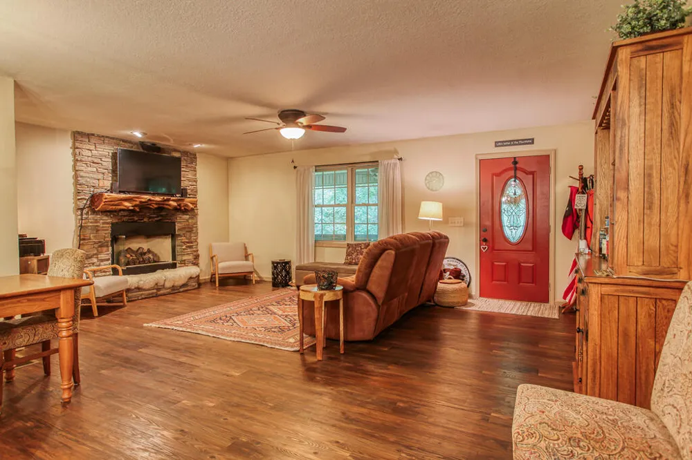 Wilderness Drive Hayesville, NC 28904