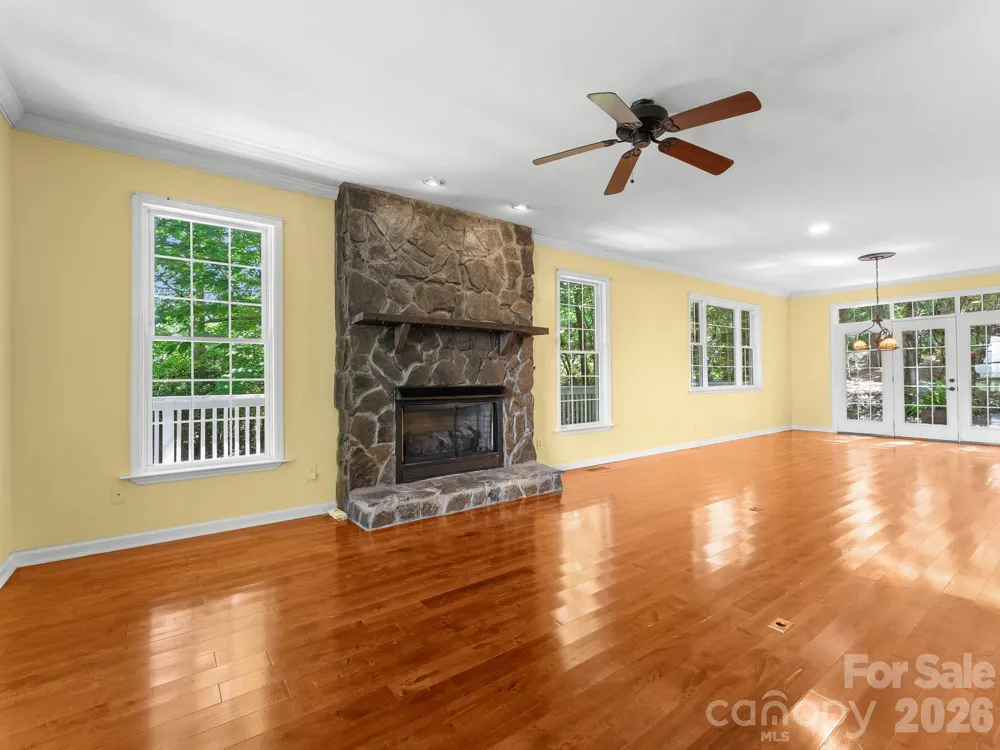 29 Panther Ridge Road Brevard, NC 28712