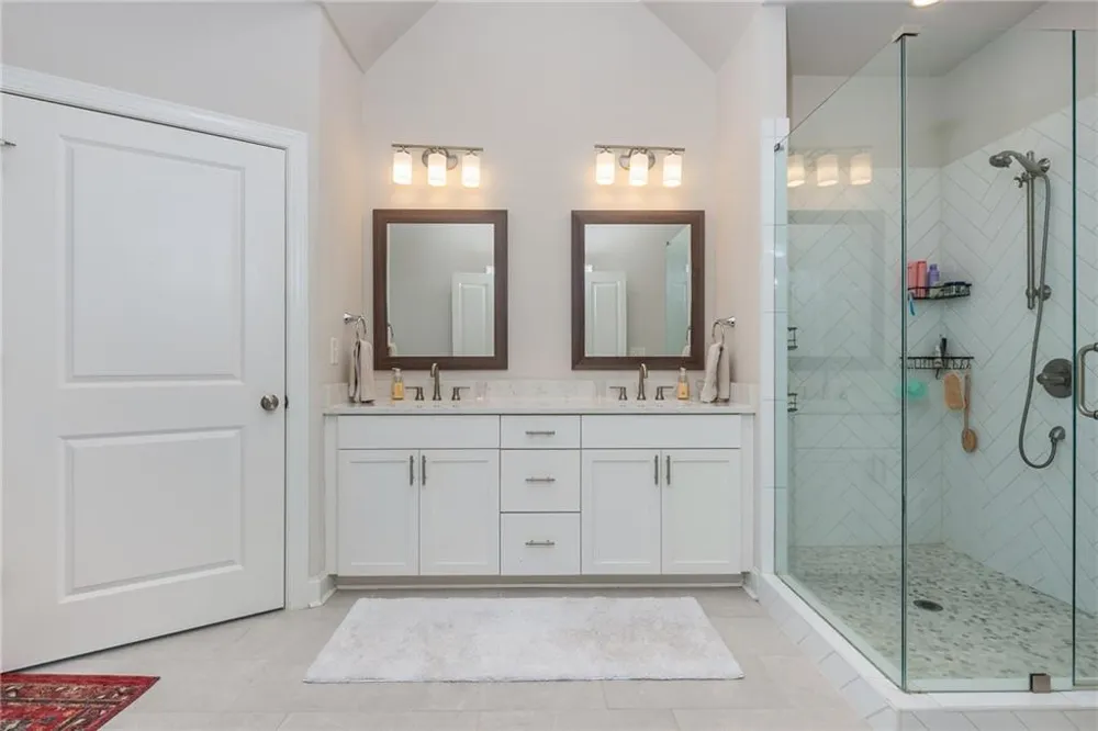 5054 Sealy Circle Peachtree Corners, GA 30092