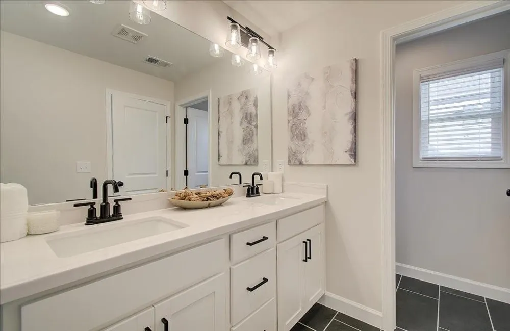 4607 Larkfield Way Powder Springs, GA 30127