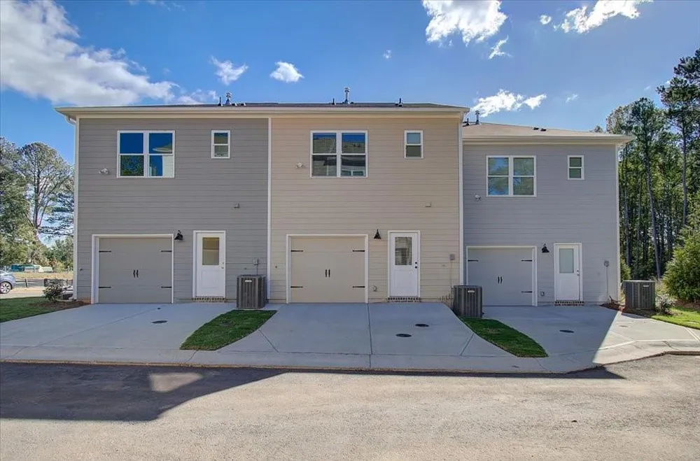 4607 Larkfield Way Powder Springs, GA 30127