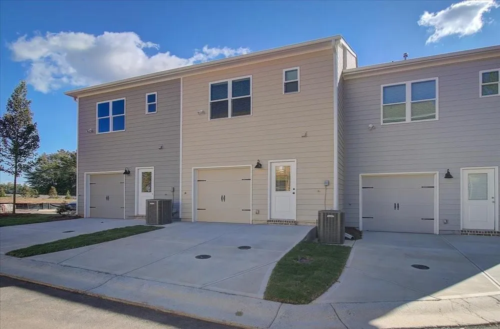 4607 Larkfield Way Powder Springs, GA 30127