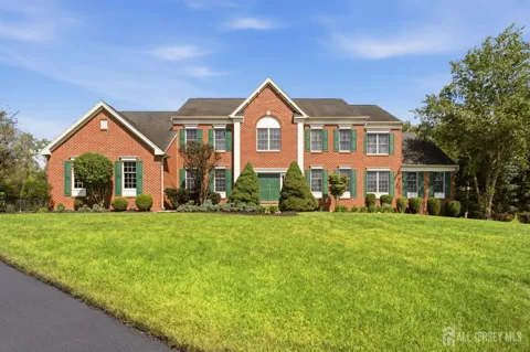 3 Longbow Terrace