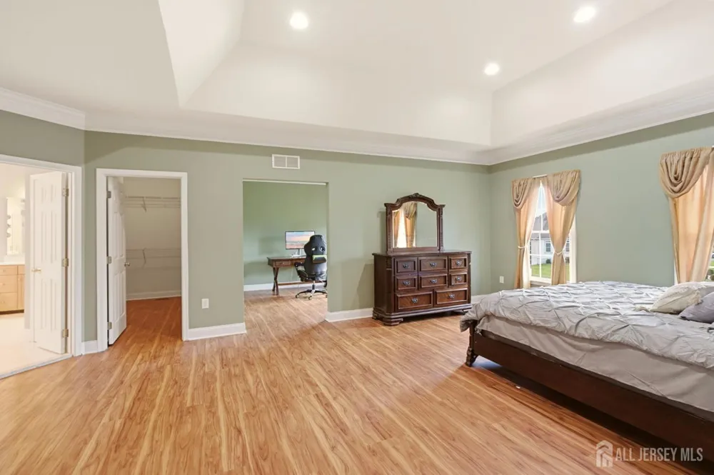3 Longbow Terrace Flemington, NJ 08822