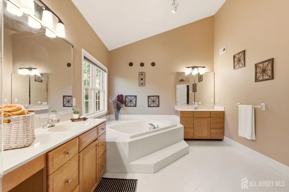3 Longbow Terrace Flemington, NJ 08822