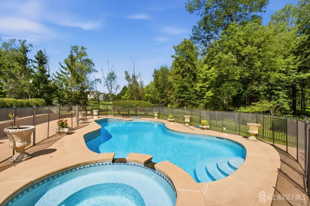 3 Longbow Terrace Flemington, NJ 08822