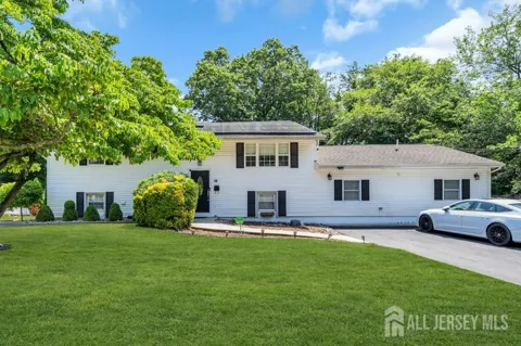 14 Arlington Drive
