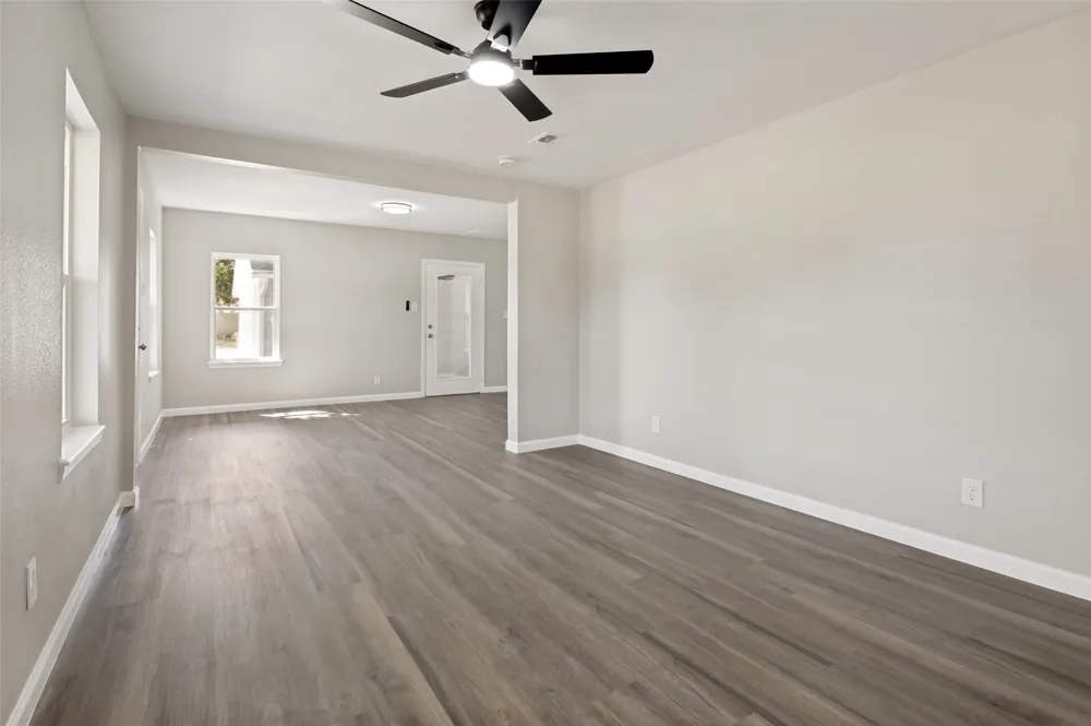 289 Sunset Drive Springtown, TX 76082