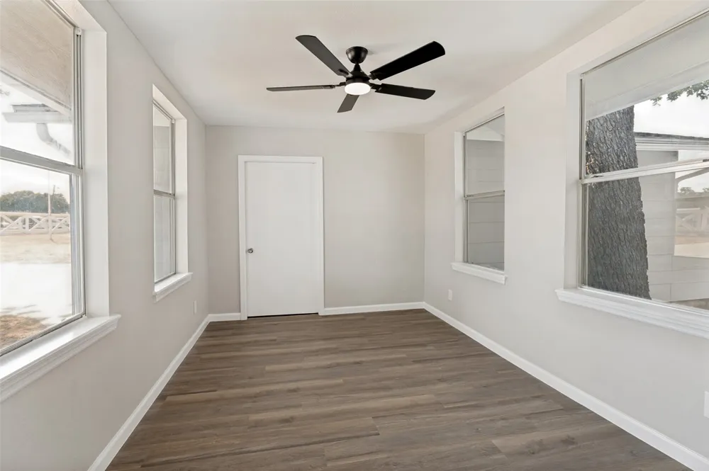 289 Sunset Drive Springtown, TX 76082