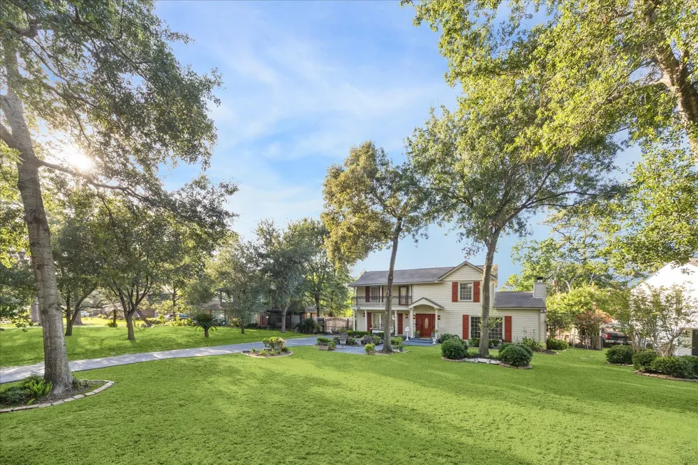 718 Garden Oaks Boulevard Houston, TX 77018