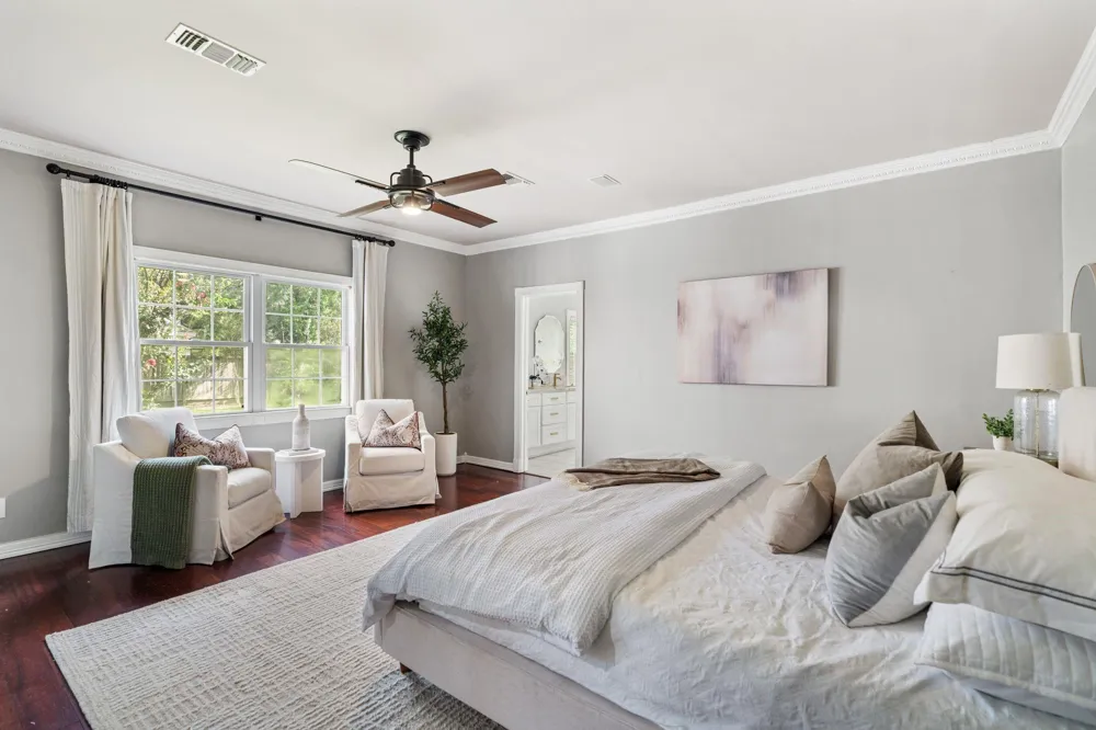 718 Garden Oaks Boulevard Houston, TX 77018