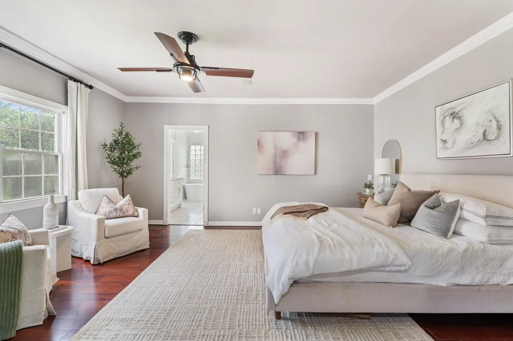 718 Garden Oaks Boulevard Houston, TX 77018