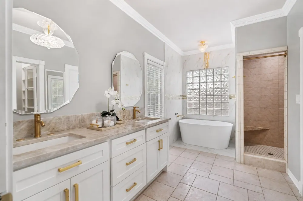 718 Garden Oaks Boulevard Houston, TX 77018