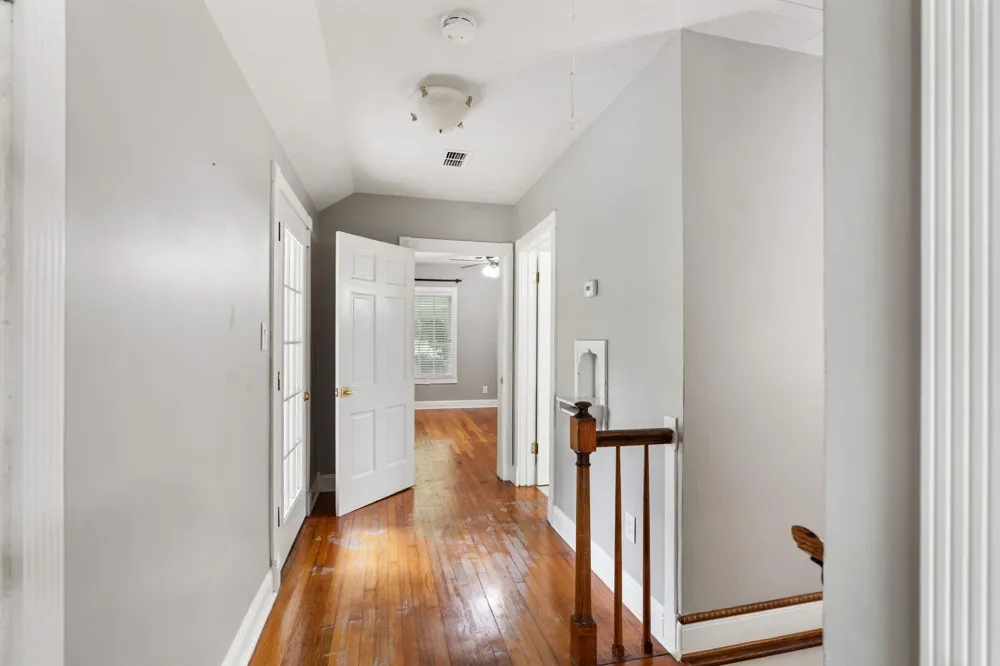 718 Garden Oaks Boulevard Houston, TX 77018