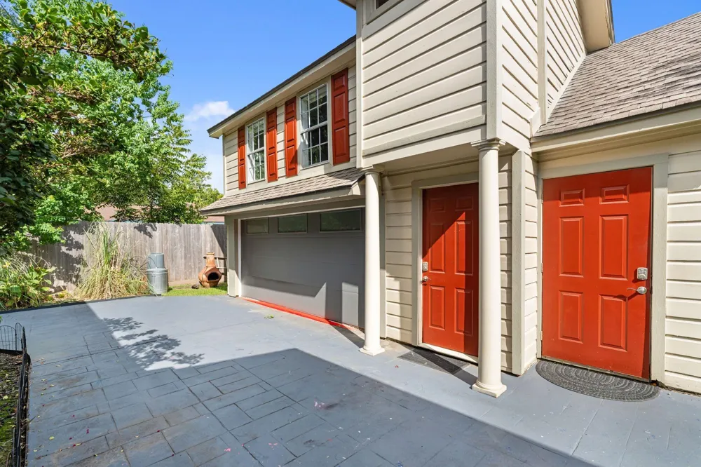 718 Garden Oaks Boulevard Houston, TX 77018