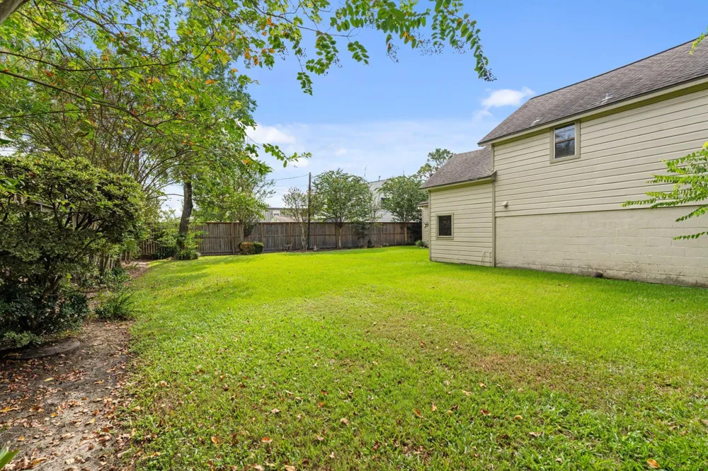 718 Garden Oaks Boulevard Houston, TX 77018