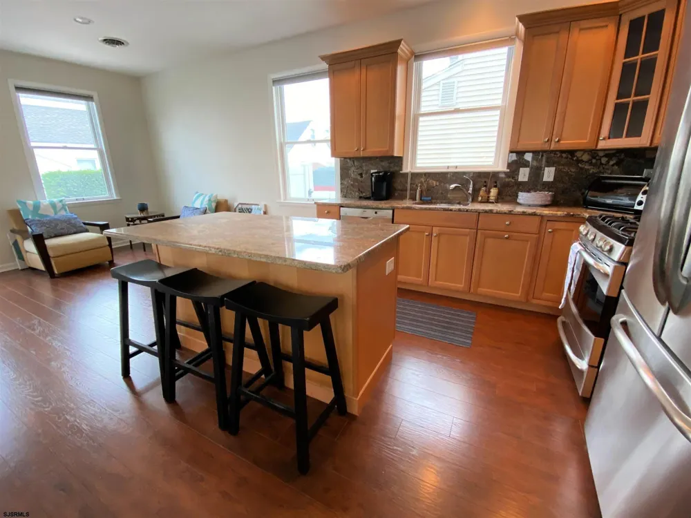 115 N Jasper Ave Margate, NJ 08402