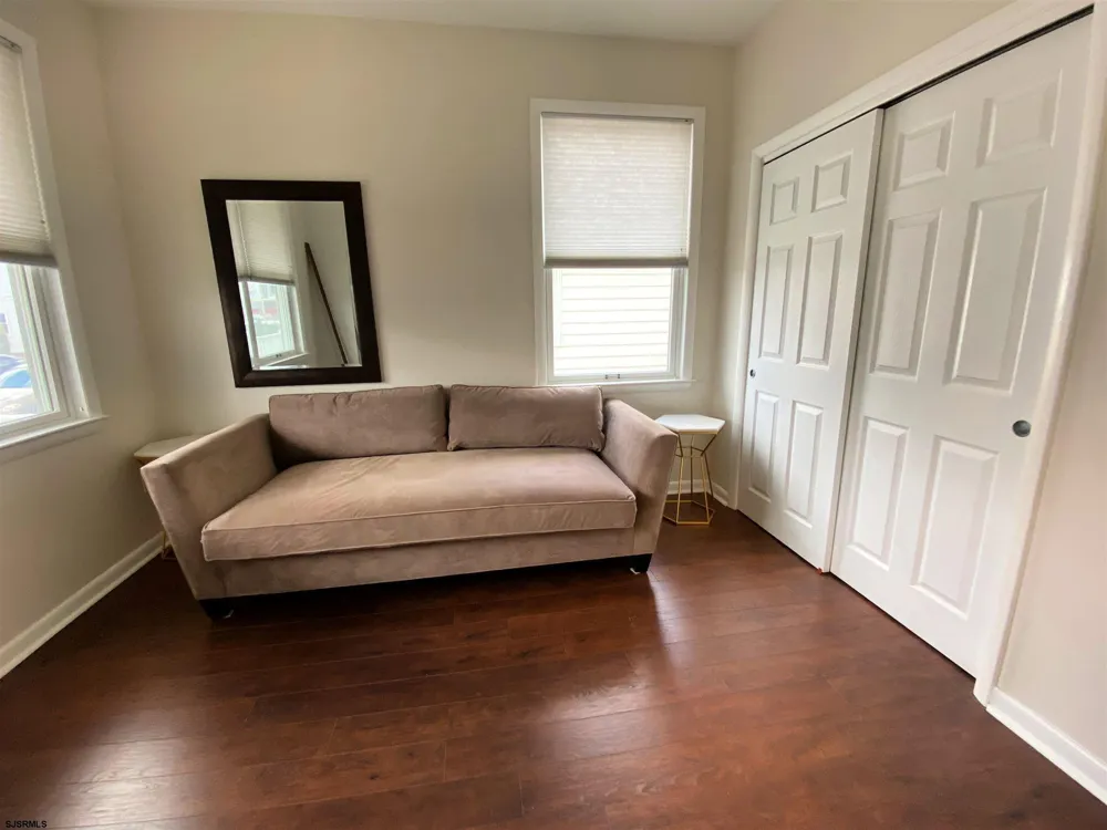 115 N Jasper Ave Margate, NJ 08402