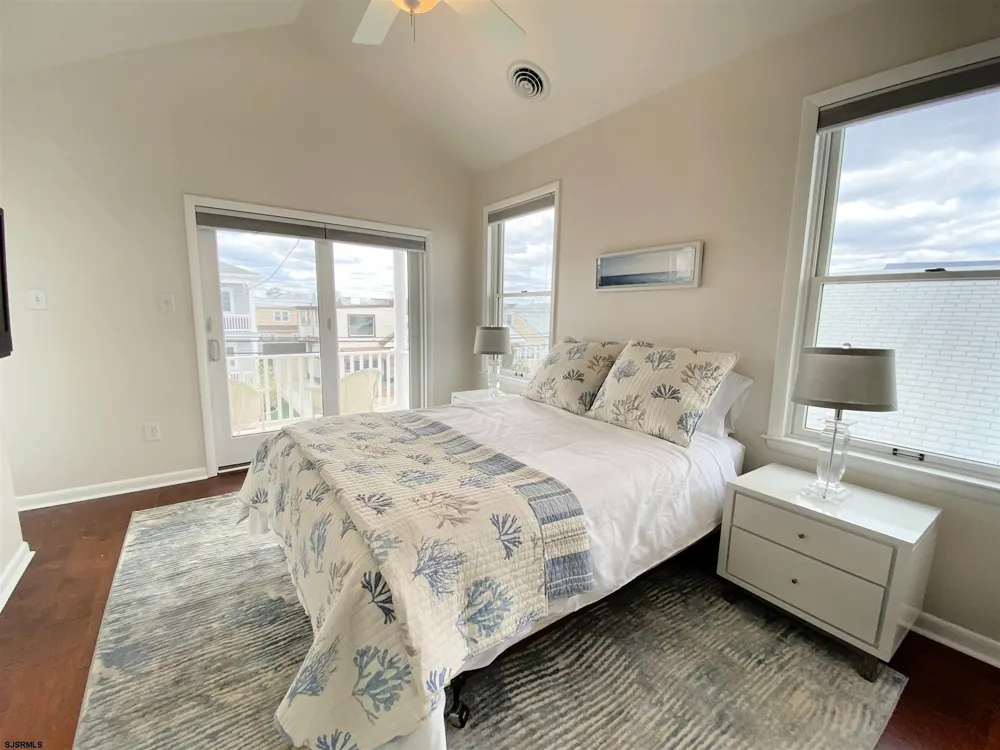 115 N Jasper Ave Margate, NJ 08402