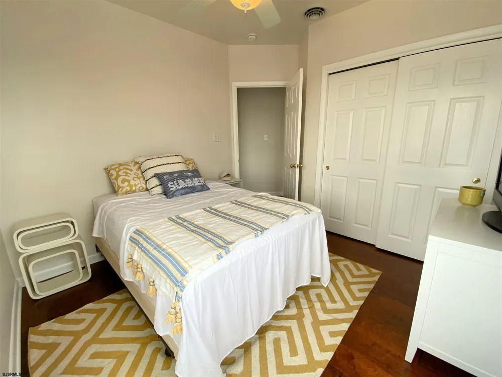 115 N Jasper Ave Margate, NJ 08402