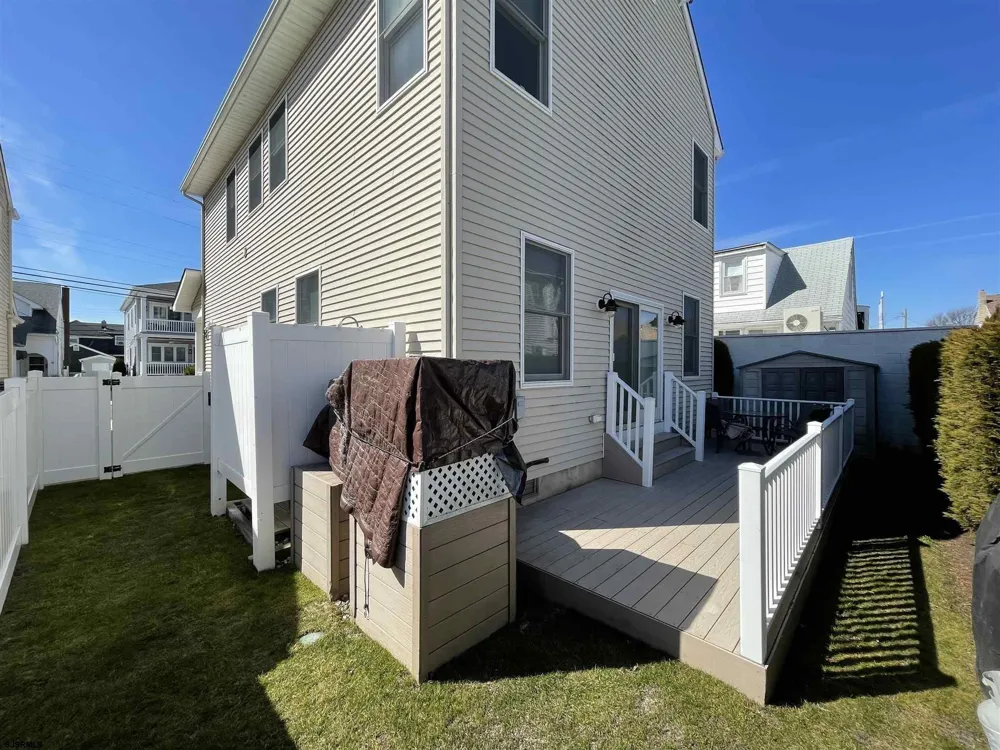 115 N Jasper Ave Margate, NJ 08402