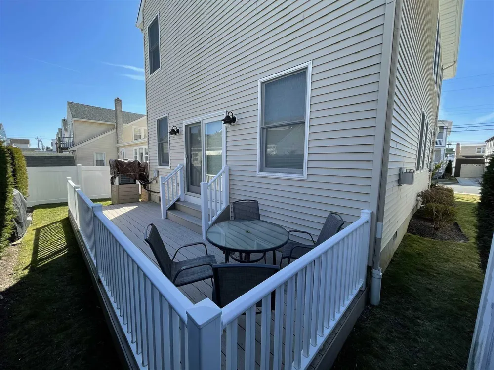 115 N Jasper Ave Margate, NJ 08402