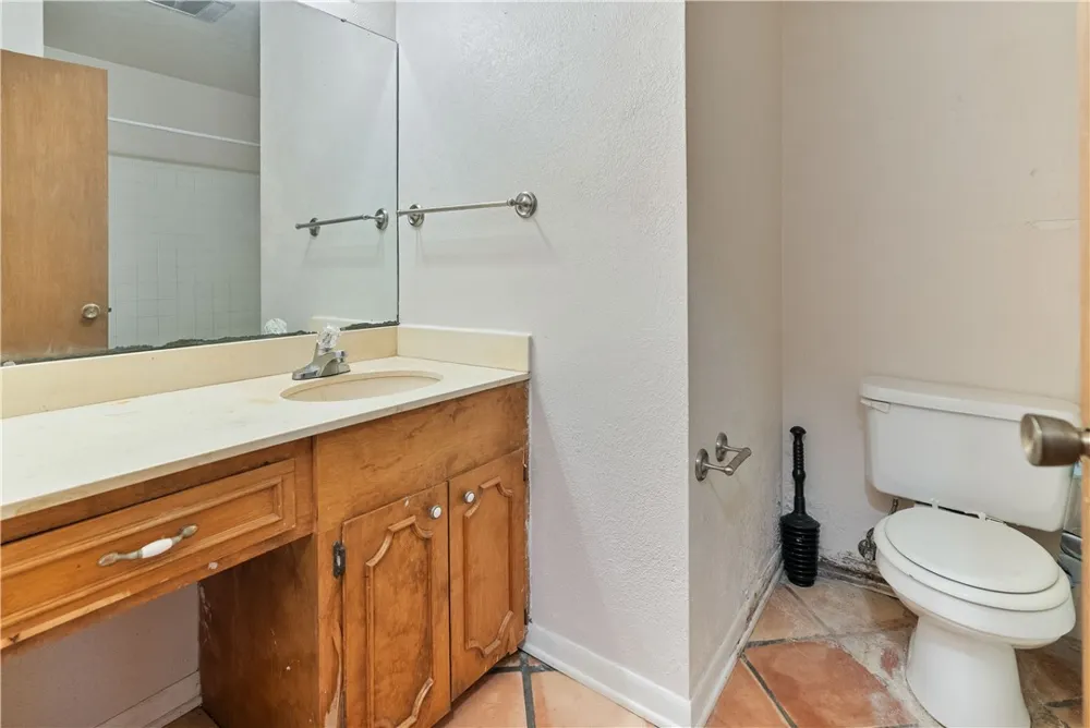 213 Blanco Drive Portland, TX 78374