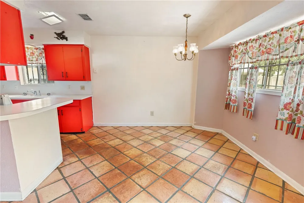 213 Blanco Drive Portland, TX 78374