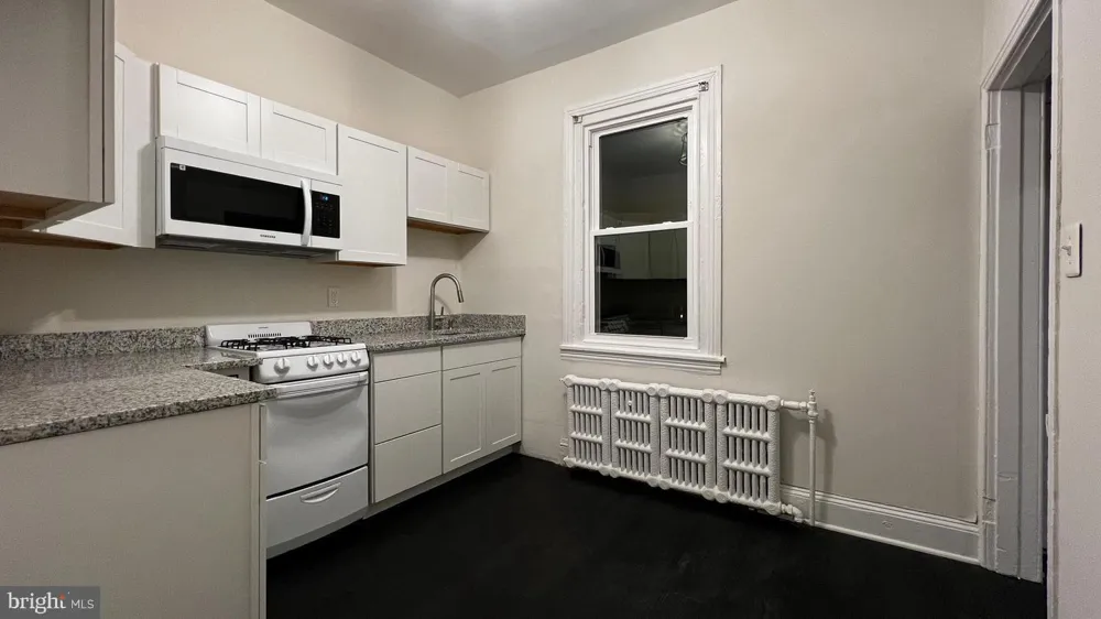 7827 MONTGOMERY AVENUE #ONE BEDROOM 1E Elkins Park, PA 19027